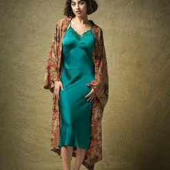 New One Hundred Stars Autumn Chintz Crepe Long Kimono