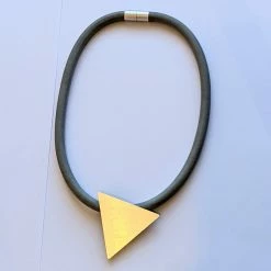 Precious Sparkle Triangle Pendant Rubber Necklace New