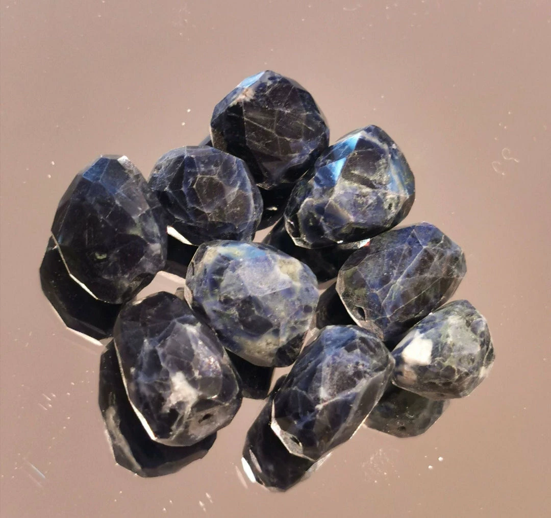 Best Pirce ๐ฏ Precious Sparkle Beads Sodalite Faceted Nuggets (per Bead) ๐ 1 Precious Sparkle Beads Sodalite Faceted Nuggets (per Bead)